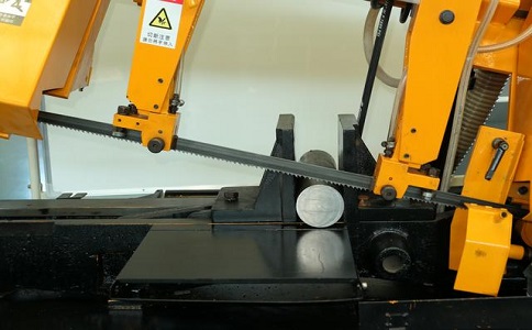 资兴数控带锯床自动送料精度会出现偏差吗？