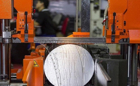 资兴立式金属带锯床切削出现跑带故障解决方法! 资兴立式金属带锯床切削出现跑带故障解决方法!